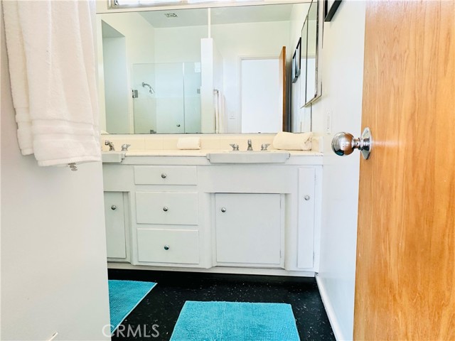 Image 26 of 35 For 4417 Harvey Way