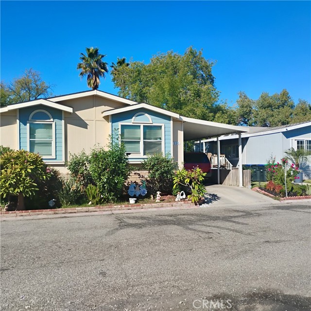 Detail Gallery Image 3 of 7 For 2851 S La Cadena Dr #110,  Colton,  CA 92324 - 4 Beds | 2 Baths