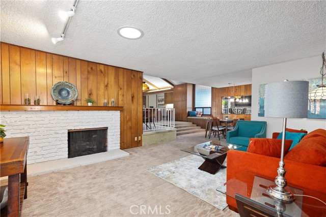 Detail Gallery Image 4 of 22 For 12272 Chase St, Garden Grove,  CA 92845 - 4 Beds | 2 Baths