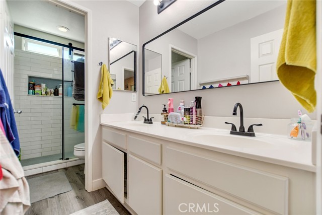 Detail Gallery Image 35 of 42 For 16322 Calle Serena, Moreno Valley,  CA 92551 - 6 Beds | 3 Baths