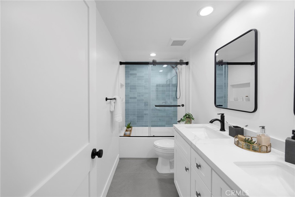 MLS #OC26167228 image #41