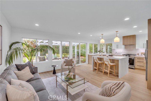 Image 13 of 50 For 20441 Whitetree Circle