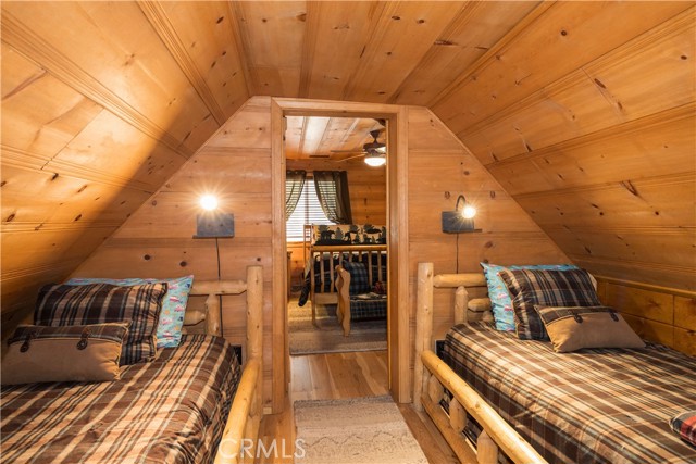Detail Gallery Image 22 of 32 For 39998 Glenview Road, Big Bear Lake,  CA 92315 - 2 Beds | 1/1 Baths