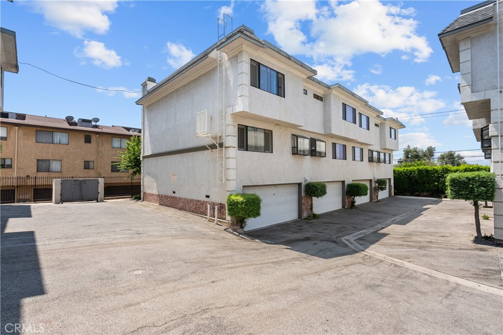 14233 Foothill Boulevard #9