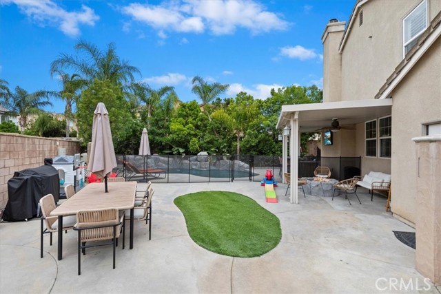 7416 Mayfield Street, Eastvale CA: https://media.crmls.org/medias/4c177228-0e61-44c2-b78c-30330ff59835.jpg