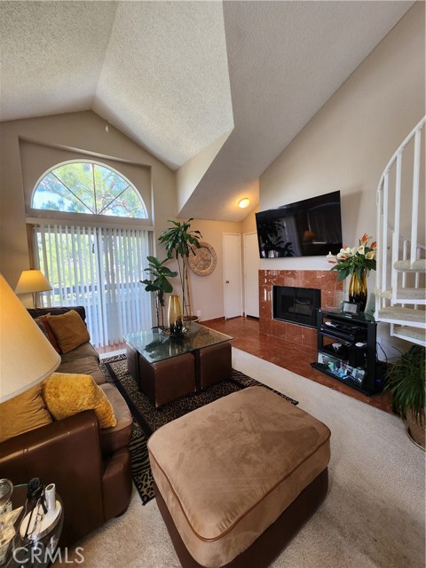 Detail Gallery Image 4 of 14 For 26901 Rainbow Glen Dr #642,  Canyon Country,  CA 91351 - 3 Beds | 2 Baths