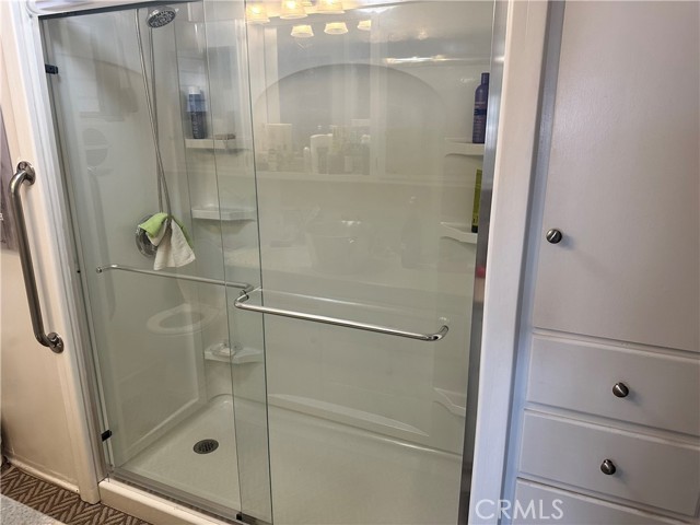 Image 13 of 24 For 1030 Bradbourne Avenue 31