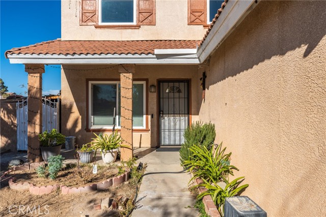 Detail Gallery Image 2 of 32 For 11504 Cornell, Adelanto,  CA 92301 - 4 Beds | 3 Baths