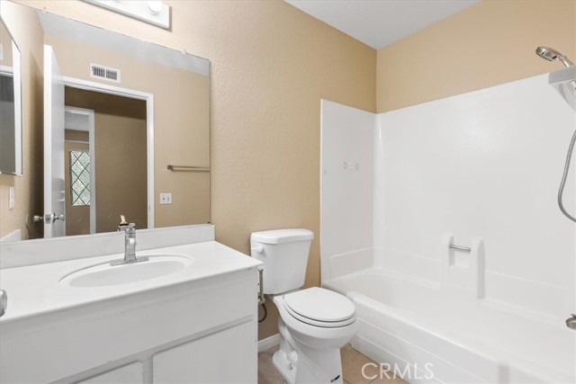 26732 Laredo Lane, Lake Forest CA: https://media.crmls.org/medias/4c19106a-36d5-4959-b9a2-7896eb2db7a2.jpg