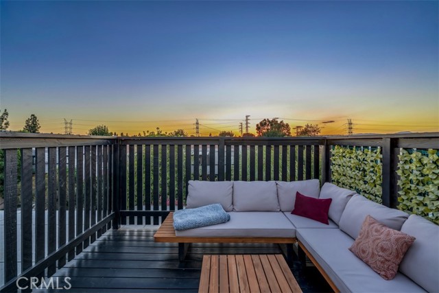 Detail Gallery Image 48 of 50 For 18645 Hatteras St #230,  Tarzana,  CA 91356 - 3 Beds | 2 Baths