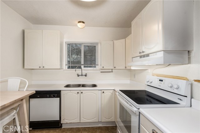 Detail Gallery Image 10 of 19 For 24566 University Ave, Loma Linda,  CA 92354 - 2 Beds | 1 Baths