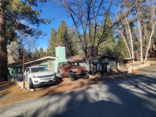 Detail Gallery Image 1 of 1 For 41132 Pennsylvania Ave, Big Bear Lake,  CA 92315 - – Beds | – Baths