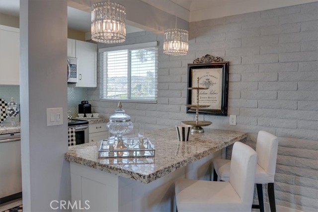 Detail Gallery Image 24 of 37 For 22346 Canyon Club, Canyon Lake,  CA 92587 - 2 Beds | 2 Baths