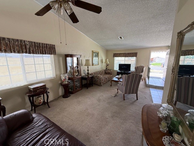 23510 Kentworthy Avenue, Harbor City CA: https://media.crmls.org/medias/4c1c7b28-48fb-42a7-8707-5aee00b9a169.jpg