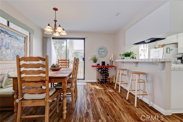 2615 Ruhland Avenue, Redondo Beach, California 90278, 2 Bedrooms Bedrooms, ,1 BathroomBathrooms,Residential,Sold,Ruhland,SB22198316