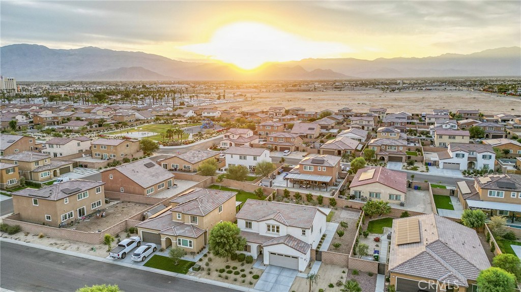 MLS #OC25259343 image #35