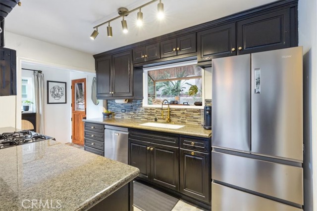 Detail Gallery Image 16 of 64 For 2207 - 2009 Apex Ave, Los Angeles,  CA 90039 - 2 Beds | 2 Baths