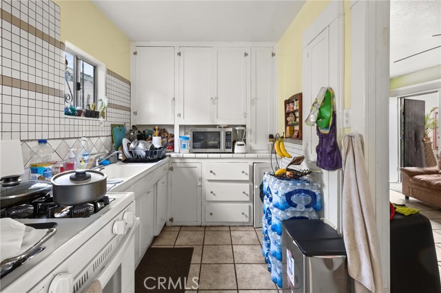 Detail Gallery Image 30 of 43 For 928 S Breed St, Los Angeles,  CA 90023 - – Beds | – Baths
