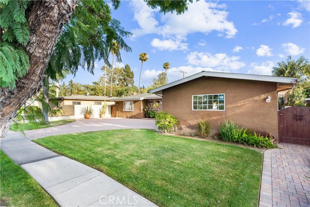 1646 E 15th Street, Santa Ana CA: https://media.crmls.org/medias/4c1e289a-a7d6-4516-b063-07af4479369e.jpg