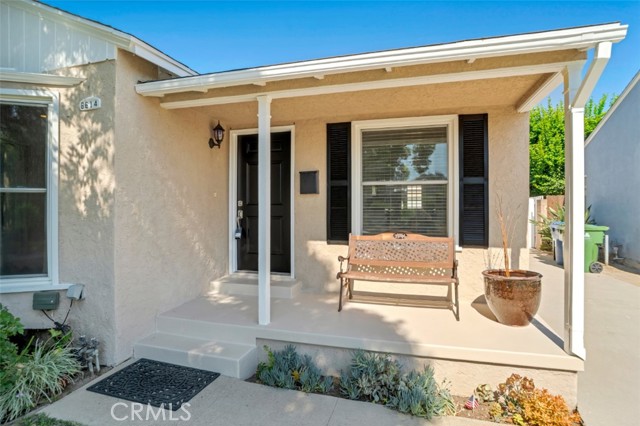 Detail Gallery Image 4 of 28 For 6614 Forbes Ave, Lake Balboa,  CA 91406 - 3 Beds | 1 Baths