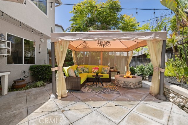 68 Radiance Lane, Rancho Santa Margarita CA: https://media.crmls.org/medias/4c1f700a-bb01-4702-87b0-1017528136ce.jpg