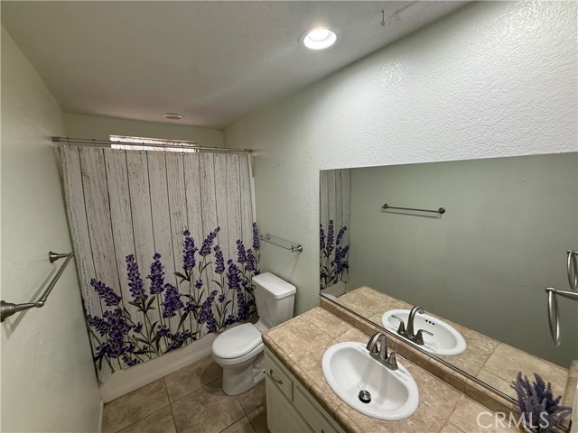 21275 Pocomoke Court, Apple Valley CA: https://media.crmls.org/medias/4c203052-ead4-4d99-846b-e22018f259dd.jpg