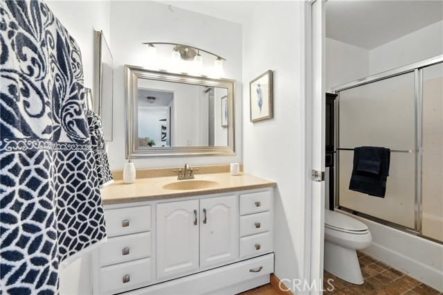 Detail Gallery Image 18 of 46 For 955 E 3rd St #304,  Long Beach,  CA 90802 - 2 Beds | 1 Baths