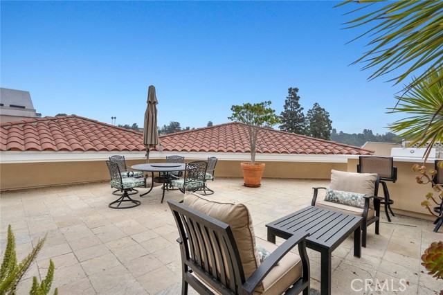 Detail Gallery Image 23 of 26 For 901 Deep Valley Dr #104,  Rolling Hills Estates,  CA 90274 - 2 Beds | 2 Baths