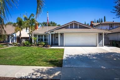 1885 Champlain Dr, Corona, CA 92878