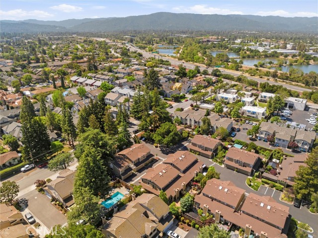 Detail Gallery Image 30 of 36 For 137 Redding Rd #B,  Campbell,  CA 95008 - 2 Beds | 2/1 Baths