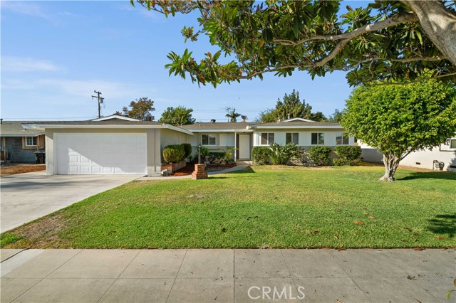 2425 W Orange Ave, Anaheim, CA 92804