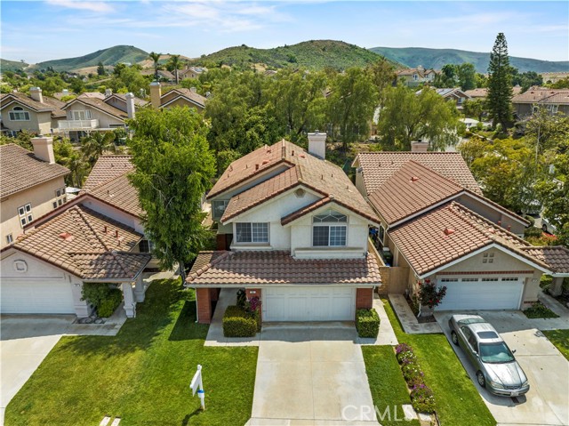 682 Twin Peaks Avenue photo 3