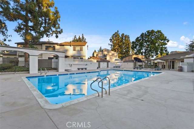 438 N Via Capri, Anaheim CA: https://media.crmls.org/medias/4c22351b-374b-4386-a6cc-4648d1d2a147.jpg