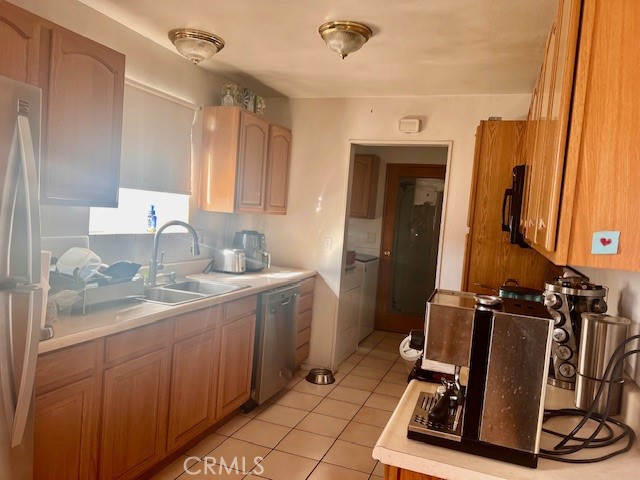 Detail Gallery Image 2 of 11 For 11544 Massinger, Lakewood,  CA 90715 - 3 Beds | 1 Baths