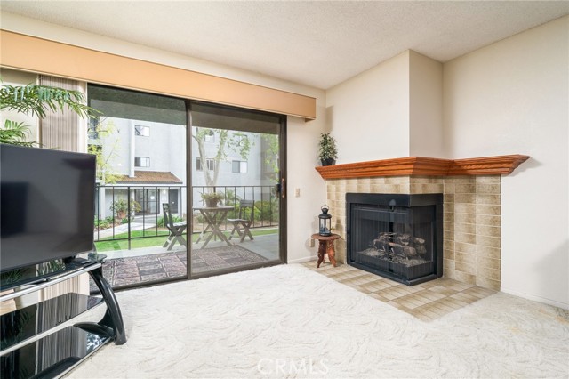Detail Gallery Image 6 of 20 For 234 E Fern Ave #104,  Redlands,  CA 92373 - 2 Beds | 2 Baths