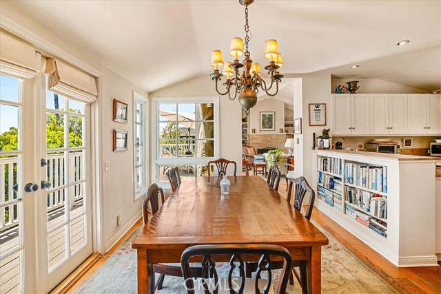 1078 Wykoff Way, Laguna Beach CA: https://media.crmls.org/medias/4c22a0cb-9ed5-44d1-933a-230f94c0c2e1.jpg