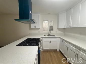 Detail Gallery Image 4 of 10 For 1705 E 111th Pl, Los Angeles,  CA 90059 - 3 Beds | 2 Baths