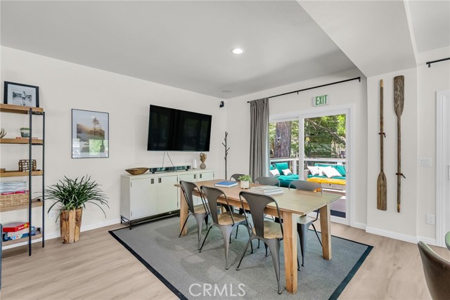 27500 HWY 189, Lake Arrowhead CA: https://media.crmls.org/medias/4c23441e-4054-4347-9c3c-abe431dc0f2a.jpg