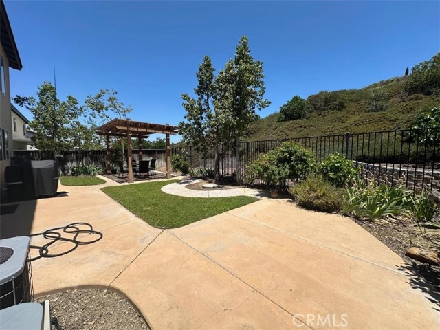 33667 Abbey Road, Temecula CA: https://media.crmls.org/medias/4c238715-d77a-43bb-b537-3c8c4f6ab4f2.jpg