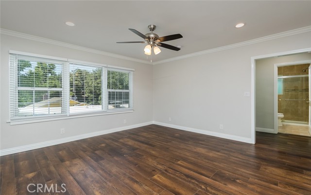 Detail Gallery Image 12 of 34 For 3602 Encinal Ave, La Crescenta,  CA 91214 - 4 Beds | 3 Baths