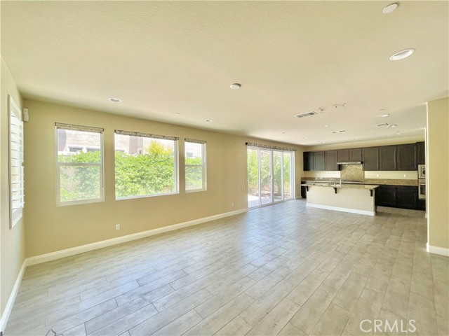 Detail Gallery Image 7 of 20 For 7850 Meridian St, Chino,  CA 91708 - 4 Beds | 3 Baths