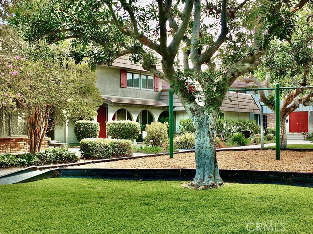 4846 Larwin Avenue, Cypress CA: https://media.crmls.org/medias/4c25fc48-7973-42b3-bbc6-4d174cdf1ac5.jpg
