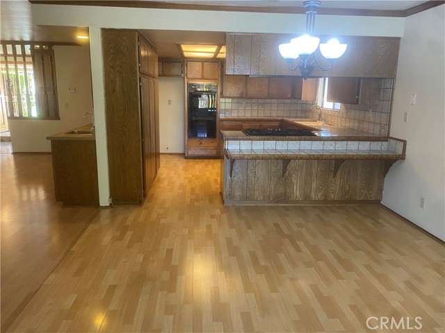 17870 Sage Hen Road, Victorville CA: https://media.crmls.org/medias/4c26126d-2396-4ea3-acbb-d678f240e3bb.jpg