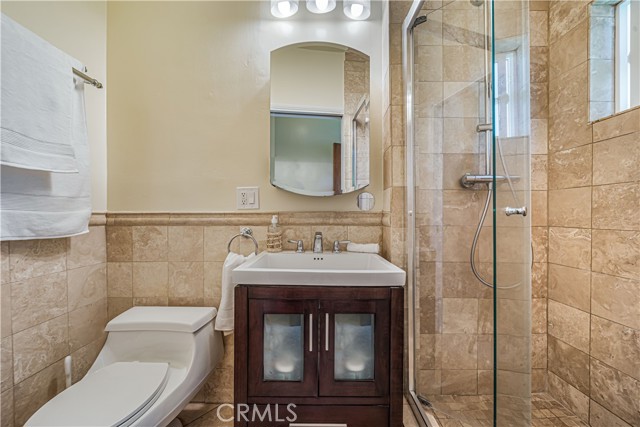 Detail Gallery Image 23 of 39 For 1542 Idlewood Rd, Glendale,  CA 91202 - 3 Beds | 3/1 Baths