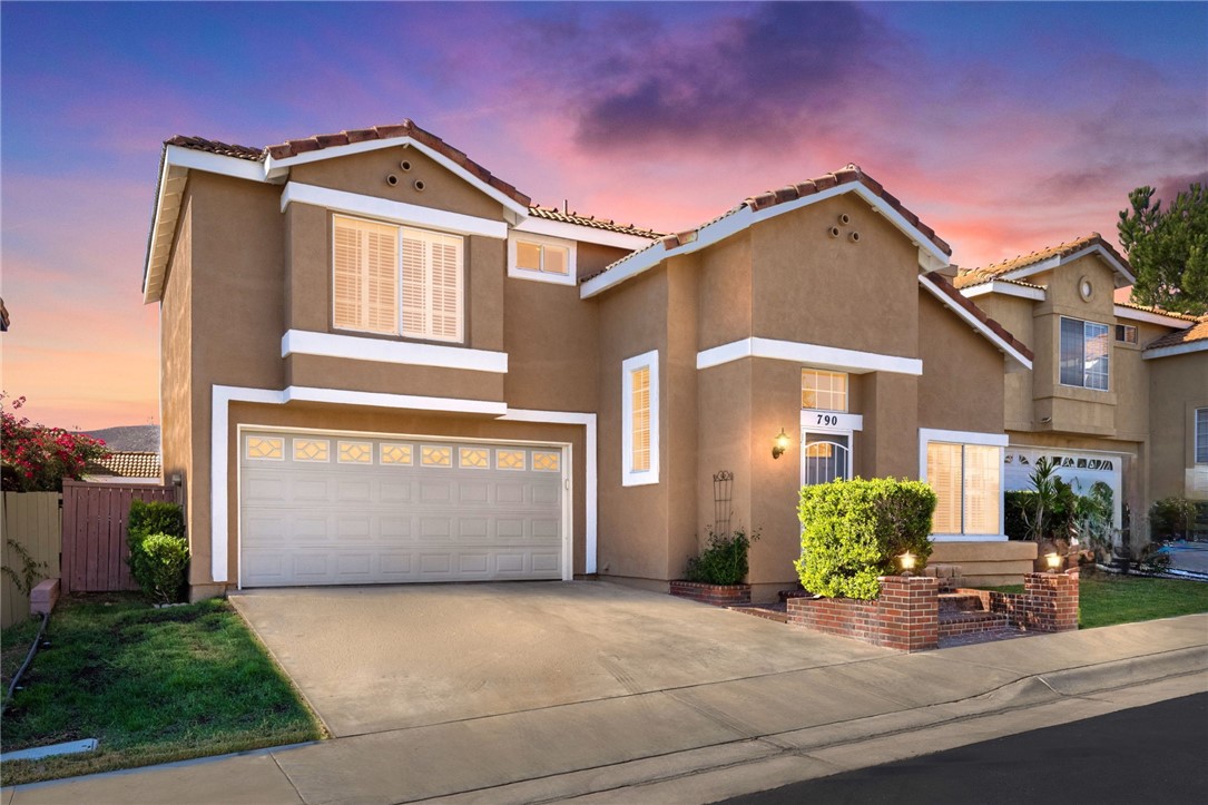 Detail Gallery Image 1 of 41 For 790 Silvestre Ct, Corona,  CA 92879 - 3 Beds | 2/1 Baths