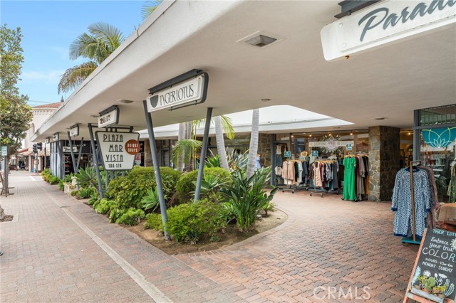 129 Avenida Rosa, San Clemente CA: https://media.crmls.org/medias/4c2796bf-cf86-442c-916d-bd82bf893c99.jpg