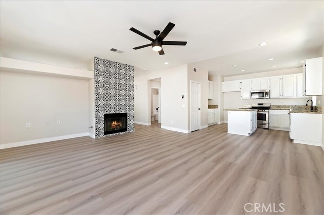 Detail Gallery Image 13 of 43 For 30648 Adobe Ridge Ct, Menifee,  CA 92584 - 6 Beds | 2/1 Baths