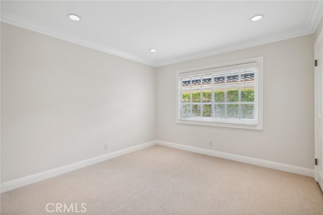 Detail Gallery Image 17 of 25 For 2820 Lighthouse Ln, Corona Del Mar,  CA 92625 - 4 Beds | 2/1 Baths