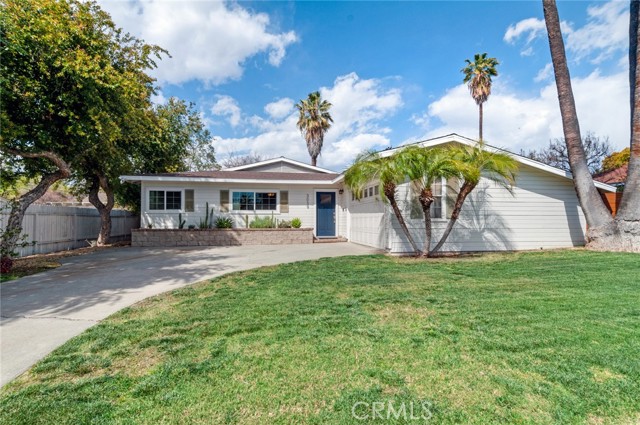 3039 Arlington Ave, Riverside, CA 92506