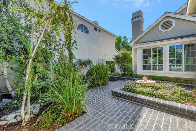 Detail Gallery Image 2 of 68 For 21971 Tobarra, Mission Viejo,  CA 92692 - 2 Beds | 2 Baths